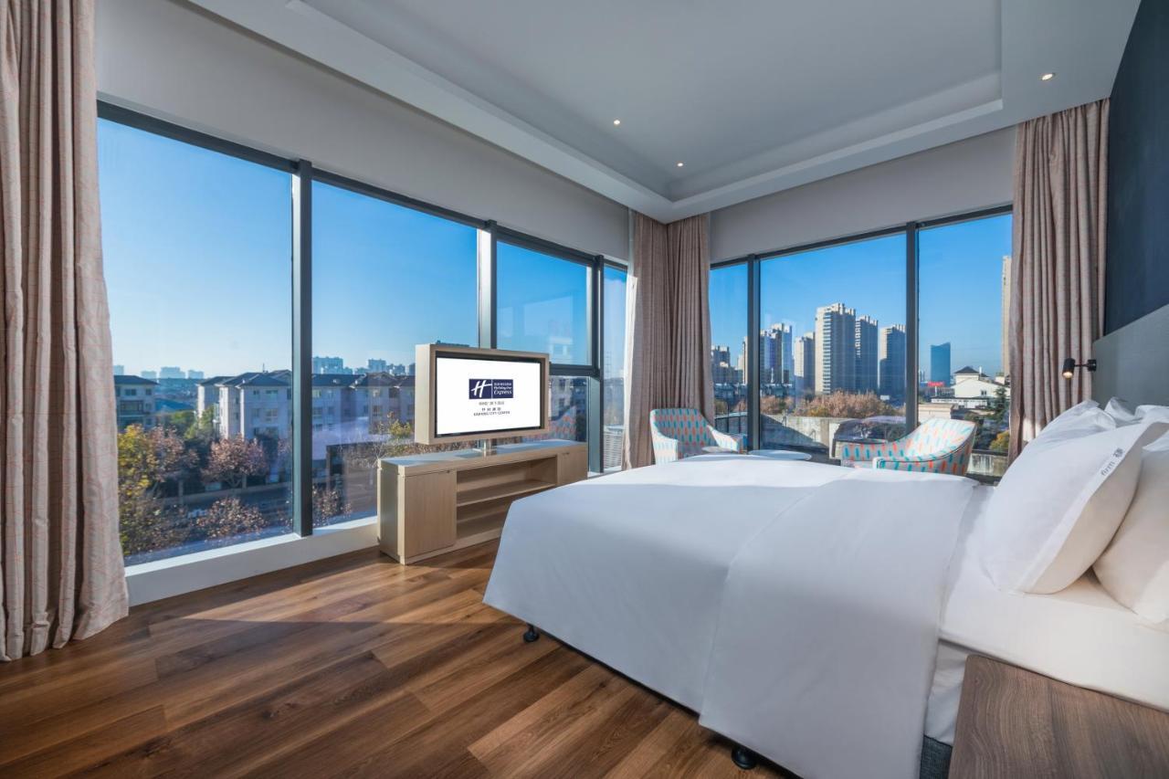 Holiday Inn Express Kaifeng City Center By Ihg Esterno foto