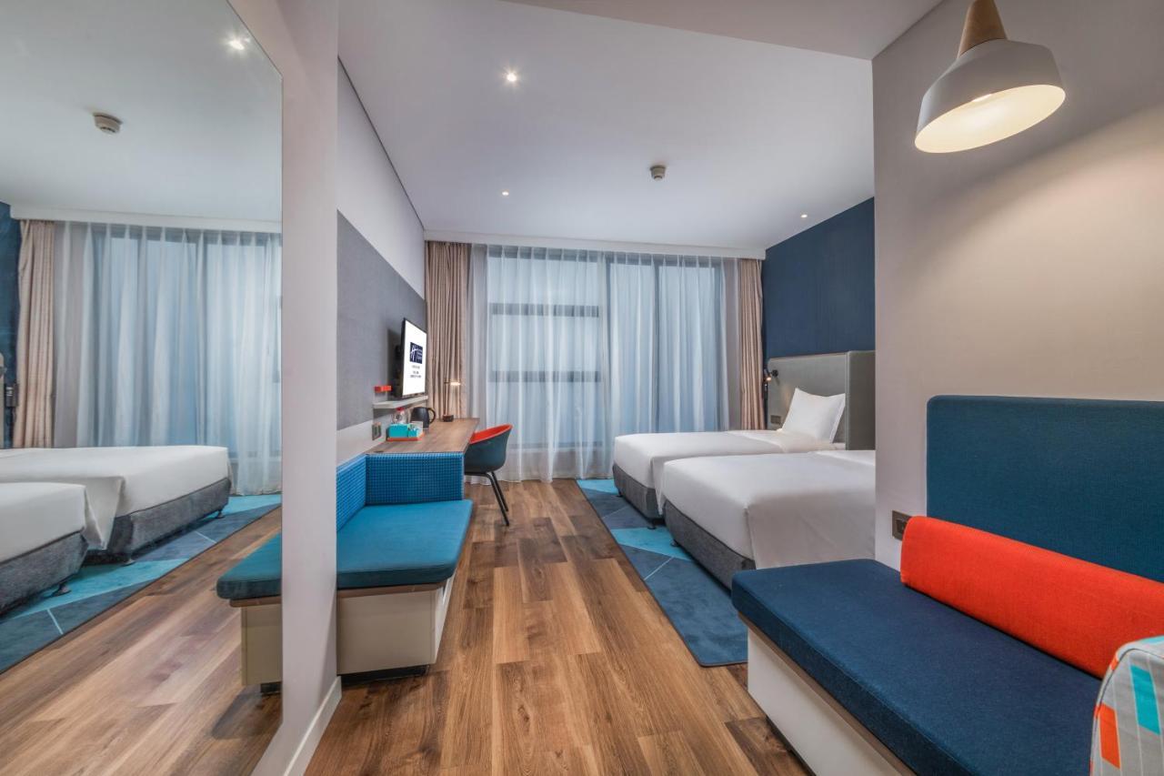 Holiday Inn Express Kaifeng City Center By Ihg Esterno foto