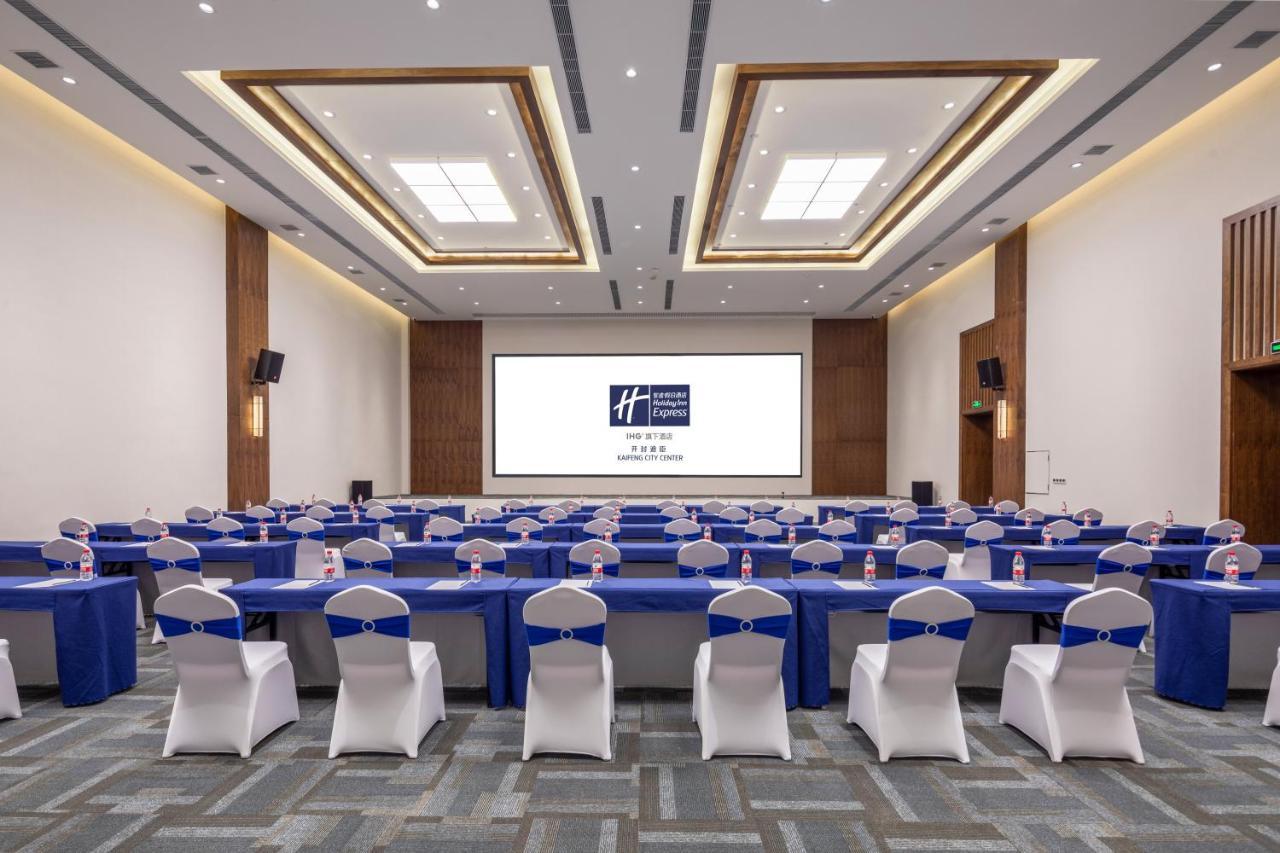 Holiday Inn Express Kaifeng City Center By Ihg Esterno foto