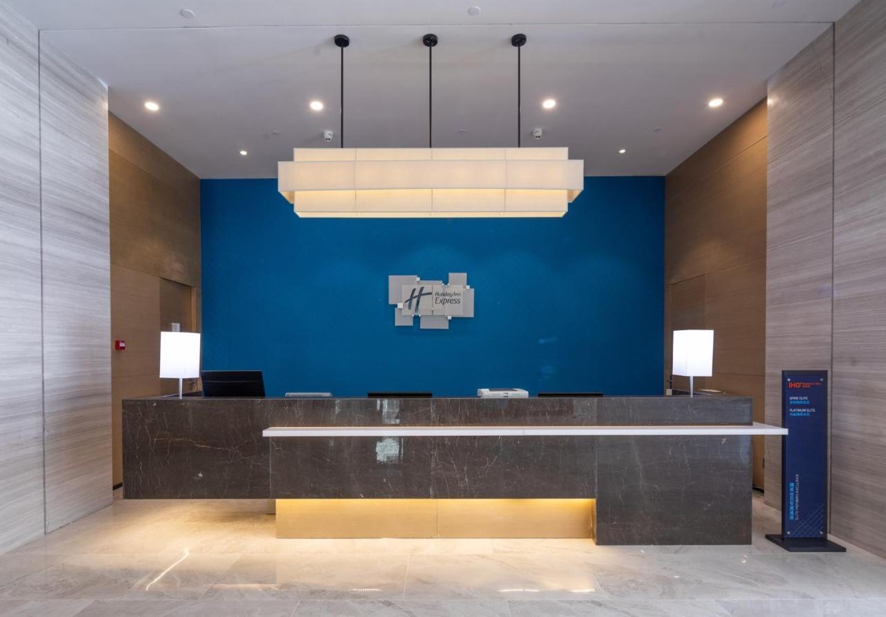 Holiday Inn Express Kaifeng City Center By Ihg Esterno foto