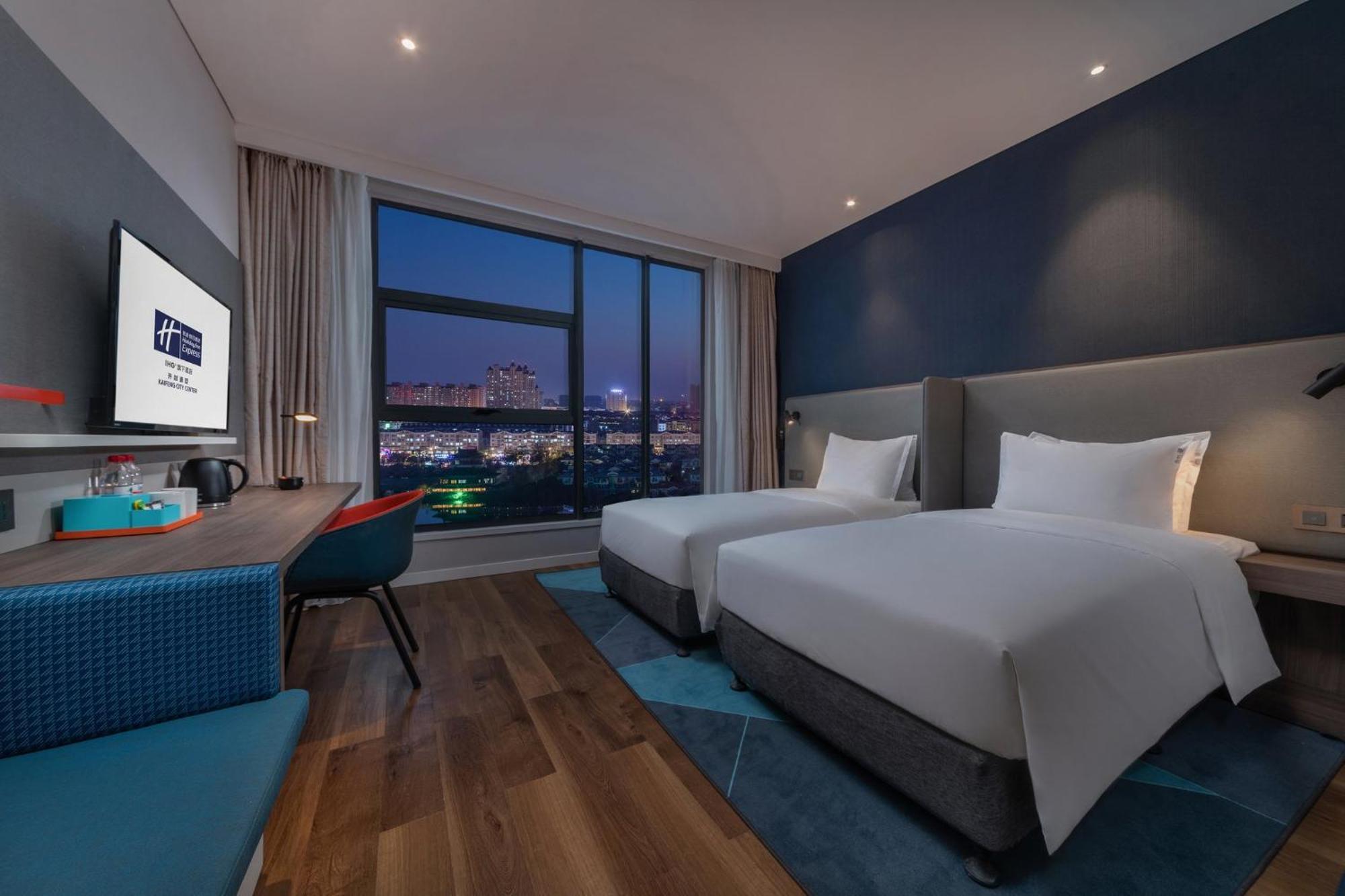 Holiday Inn Express Kaifeng City Center By Ihg Esterno foto